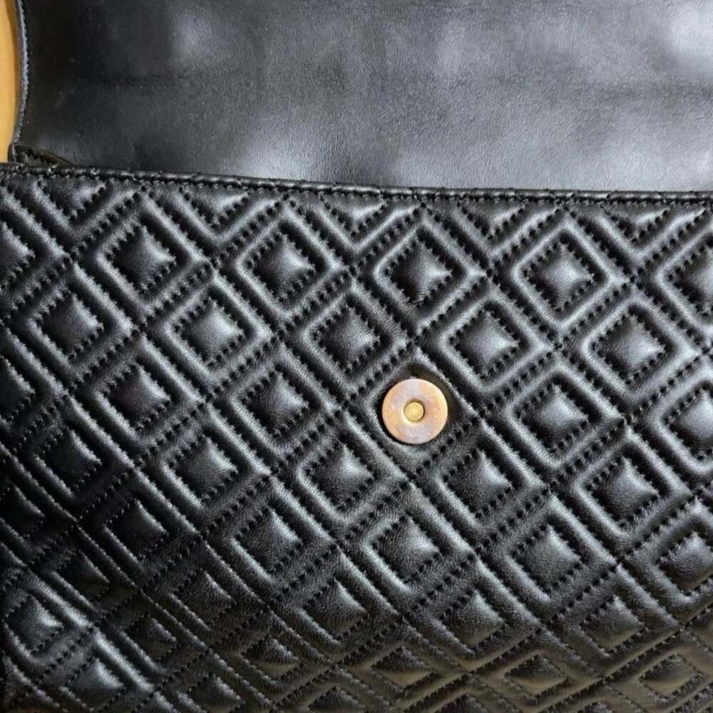 Tory Burch Fleming Quilted Black Leather Shoulder Bag - Picture 6 of 8